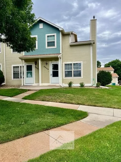 8059 Lexington Park Dr, Colorado Springs, CO 80920