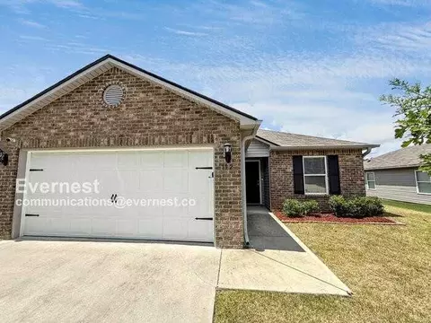 192 Stonebriar Dr, Calera, AL 35040