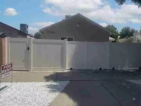7746 Encino Ave #B, Northridge, CA 91325