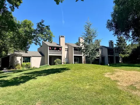 1672 E Marvin Gardens St, Holladay, UT 84121