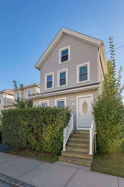 13 Garwood Pl #2, Irvington, NJ 07111