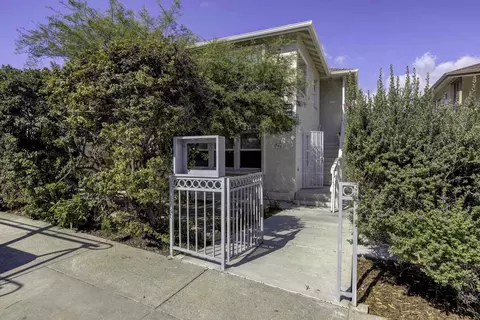 766 W 25th St #766, Los Angeles, CA 90731