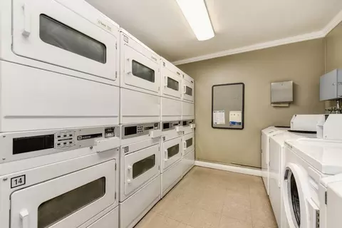 316 N Maple St, Burbank, CA 91505