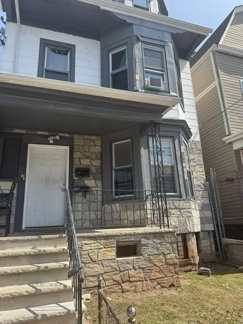 87 Second St, Newark, NJ 07107