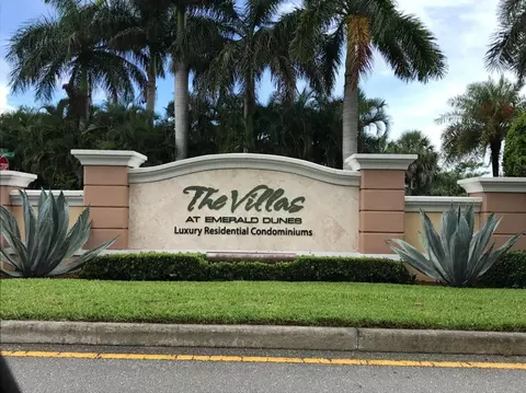 6529 Emerald Dunes Dr # 319, Royal Palm Beach, FL 33411