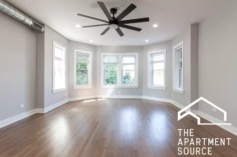 2641 W Carmen Ave #3, Chicago, IL 60625