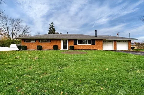 9380 Shawhan Dr, Dayton, OH 45458