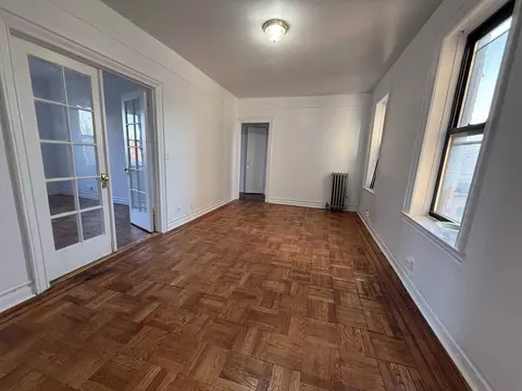 Undisclosed, New York, NY 10461