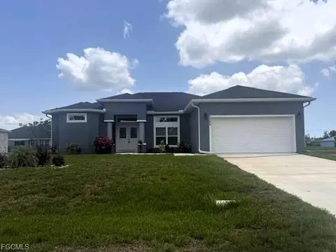 2204 NE 35th Ter, Cape Coral, FL 33909