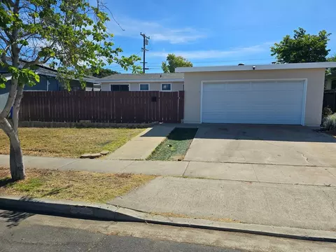 7471 Blix St, San Diego, CA 92111