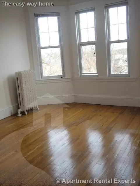 156 Summer St #158, Somerville, MA 02143