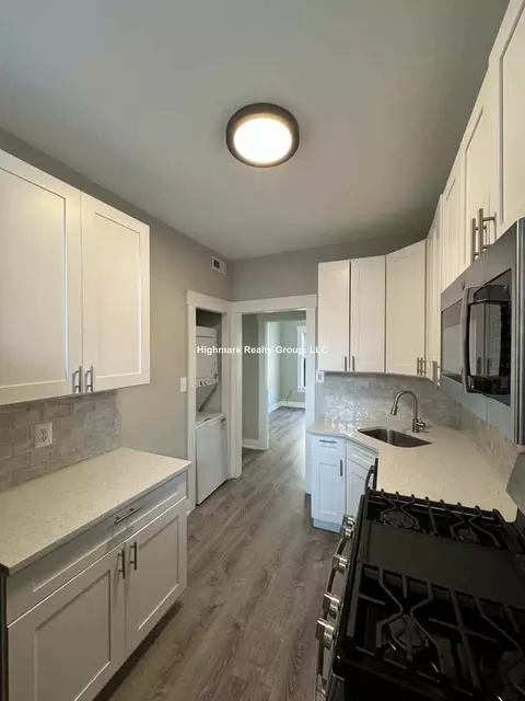6521 N Newgard Ave #1G, Chicago, IL 60626