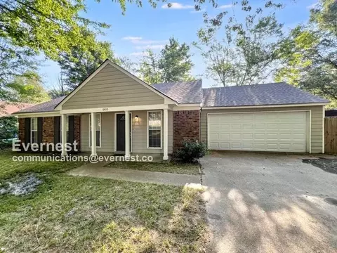 6410 Jamestown Ave, Horn Lake, MS 38637