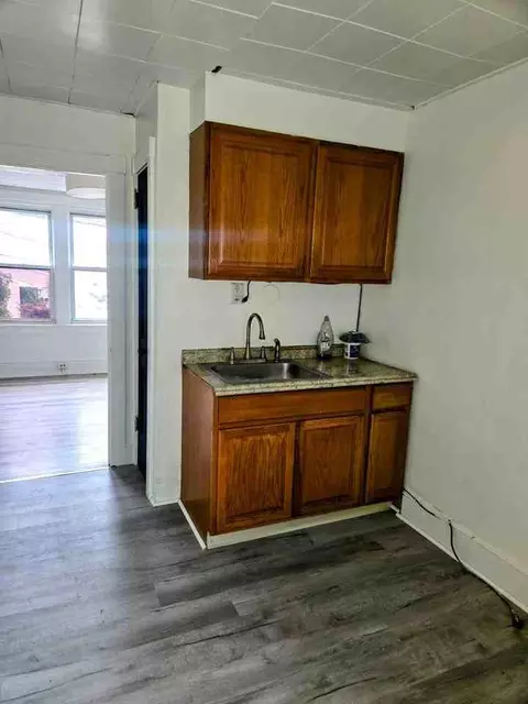 140 W Long St, Allentown, PA 18103