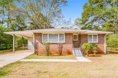 1208 26th Ave N, Hueytown, AL 35023