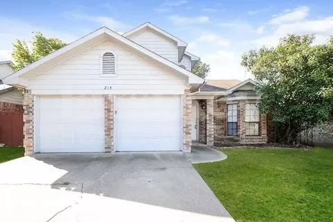 214 Cutting Horse Ln, Keller, TX 76248