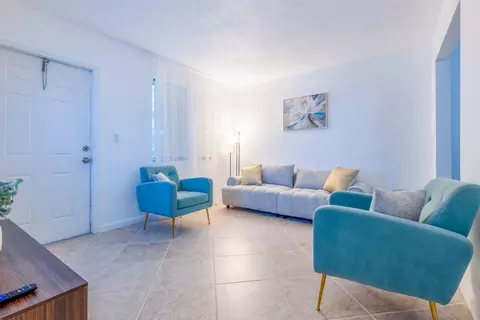 sw 2nd ave, Miami, FL 33130