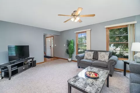mason ln, Woodridge, IL 60517