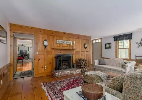 champeaux rd, Brimfield, MA 01010