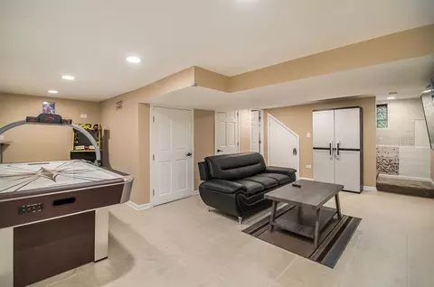w morris ave, Lombard, IL 60148