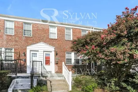 1805 Deveron Rd, Parkville, MD 21234