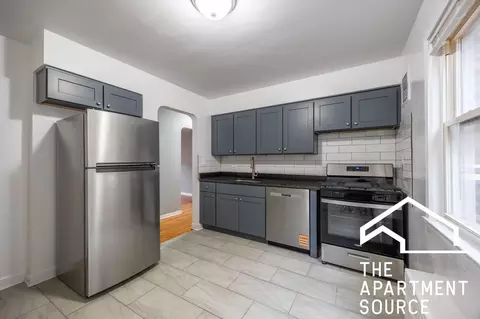 6719 N California Ave #1W, Chicago, IL 60645