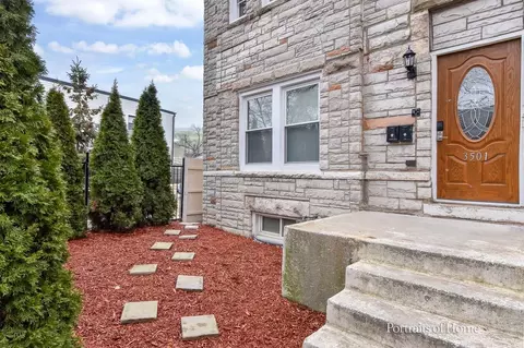 3501 W Le Moyne St #2, Chicago, IL 60651