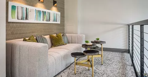 2121 Mid Ln #2.557, Houston, TX 77027