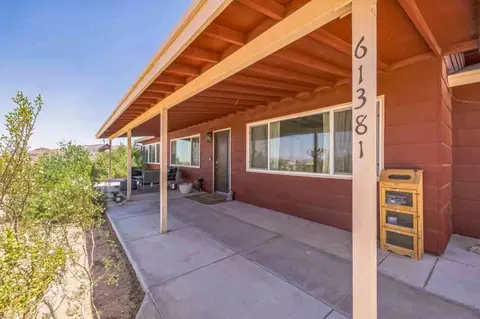 61381 Alta Mura Dr, Joshua Tree, CA 92252 photo 2