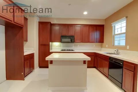 2260 Huntington Point Rd #96, Chula Vista, CA 91914