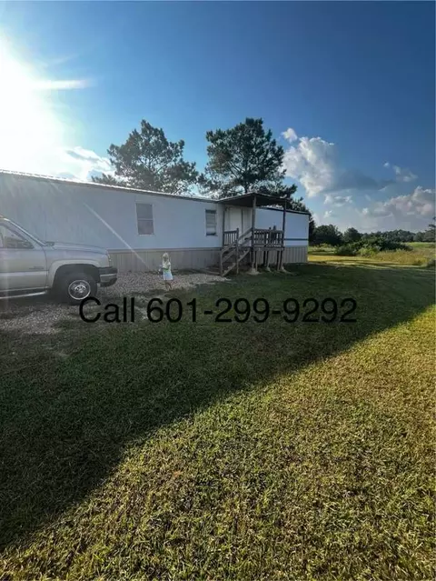 31 Bcr Ln, Sumrall, MS 39482
