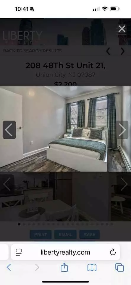 208 48th St, Union City, NJ 07087