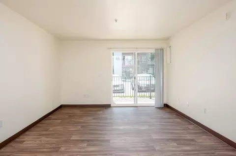 11999 SW Tualatin Rd, Tualatin, OR 97062