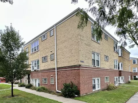6725 N California Ave #GS, Chicago, IL 60645