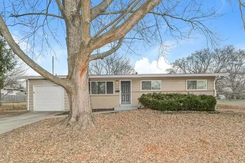 2010 Thunderbird Ave, Florissant, MO 63033