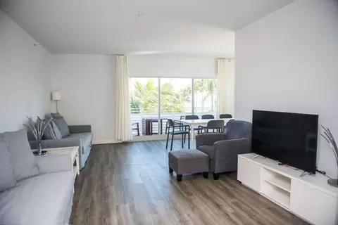 ocean ct, Miami Beach, FL 33139