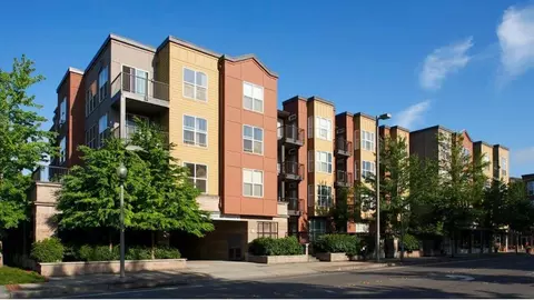 ne 85th ct, Redmond, WA 98052