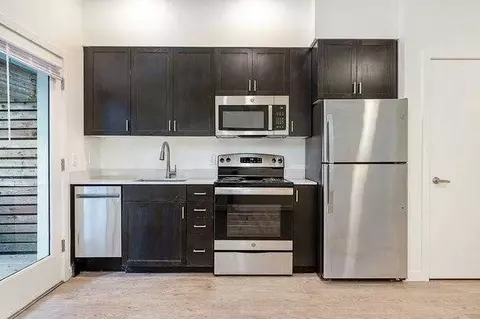 330 NE Dekum St, Portland, OR 97211