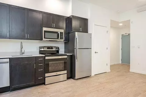 330 NE Dekum St, Portland, OR 97211