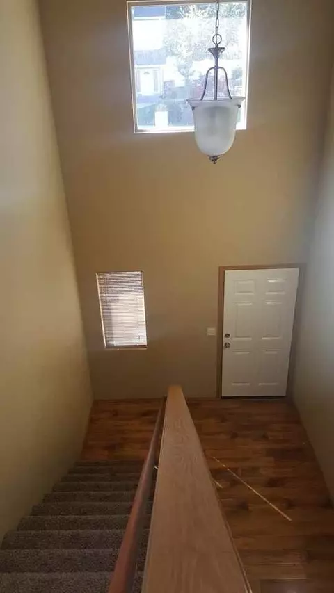1607 S Cochran St, Spokane, WA 99224