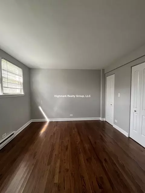 7630 N Milwaukee Ave #2B, Niles, IL 60714