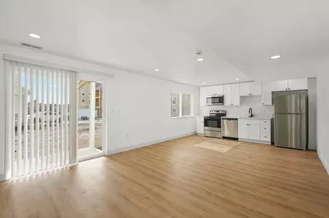 1298 N Sage Dr, Eagle Mountain, UT 84043