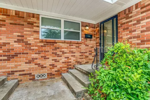3 Garfield Cir #B, Little Rock, AR 72205