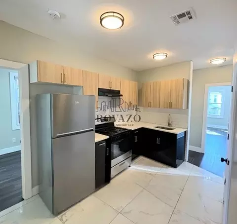 154 Sanford St #2, East Orange, NJ 07018