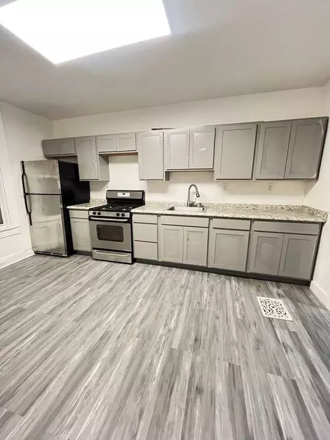 639 N Kenwood Ave, Baltimore, MD 21205