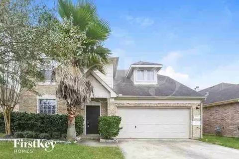 2544 Pelican Dr, Seabrook, TX 77586