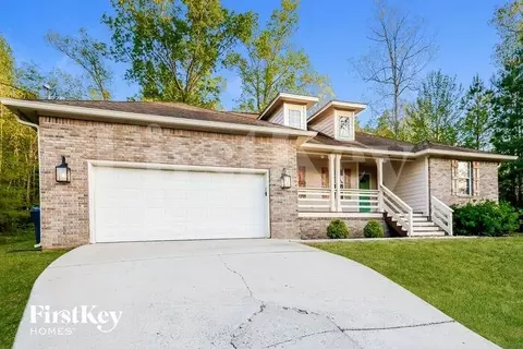 443 Mountain Crest Dr, Pell City, AL 35128