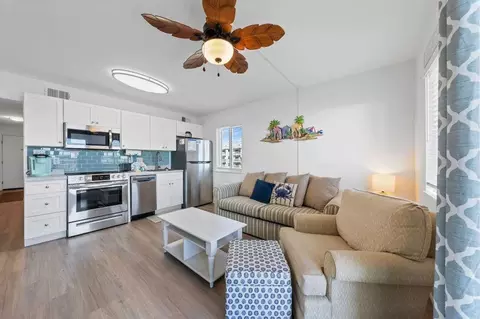 plantation rd, Gulf Shores, AL 36542