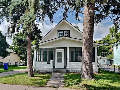 1403 Barclay St, Saint Paul, MN 55106