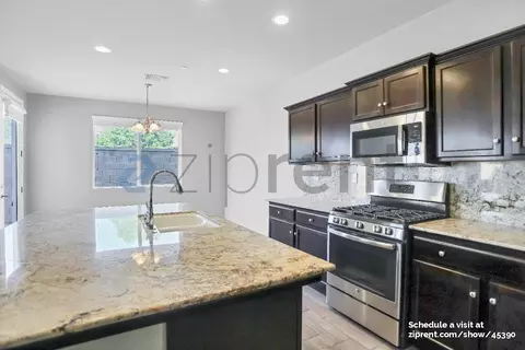 3384 Amanecer Ave, Clovis, CA 93619 photo 9